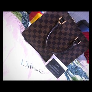 Authentic Louis Vuitton Handbag nbw